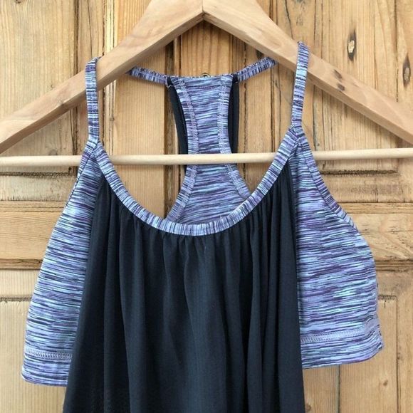 Lululemon 6 / 8 Tank Top Built in Bra - Picture 2 of 7